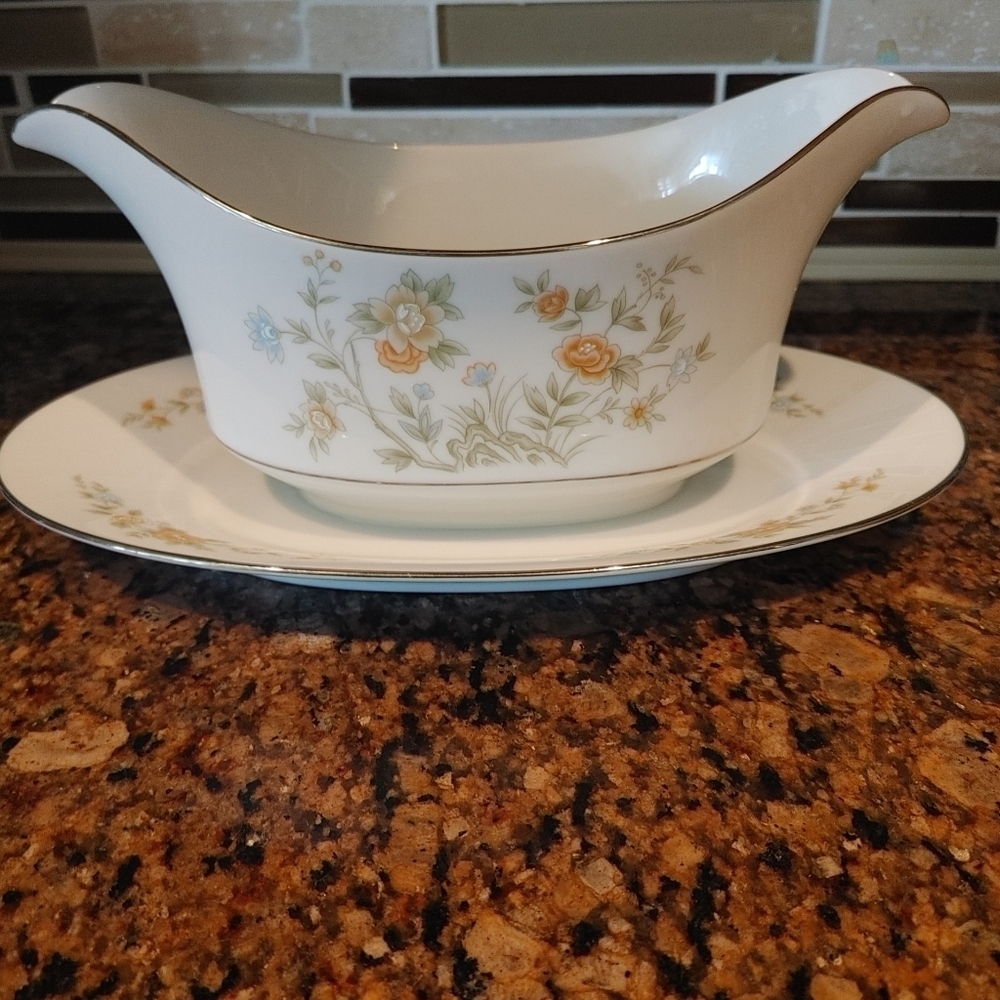 Vintage Sango Gravy Boat with Attached Underplate